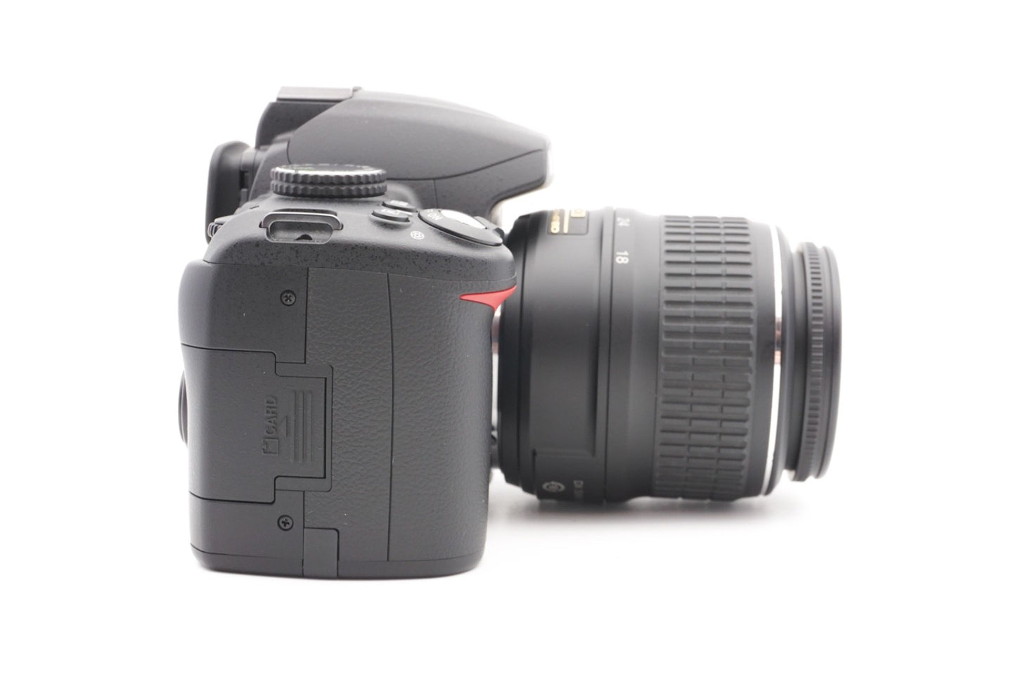 Nikon D3000 Digitalkamera Spiegelreflex Kamera + AF-S 18-55mm G II – Refurbished