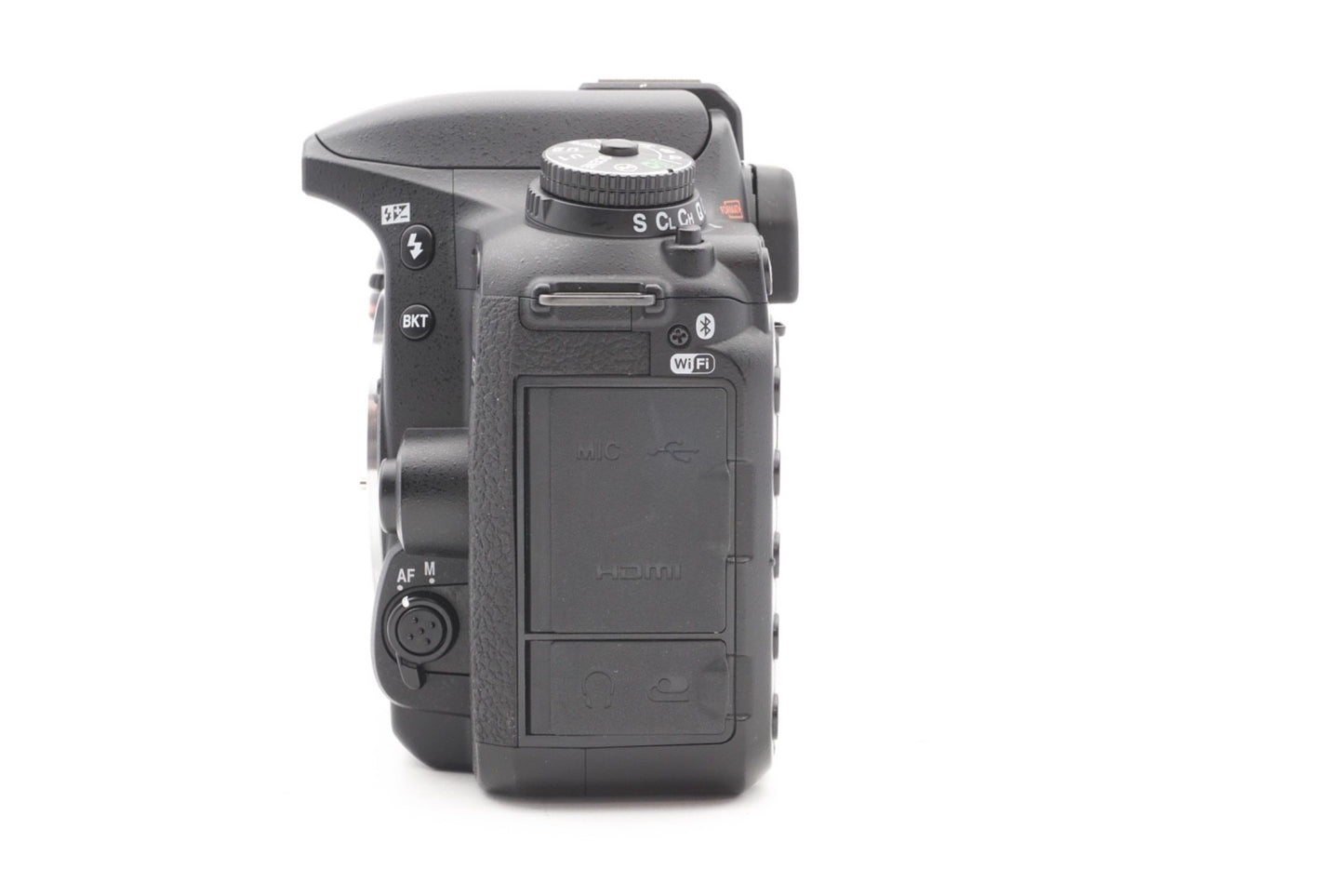 Nikon D7500 Digitalkamera Body Spiegelreflex Kamera DSLR – Refurbished