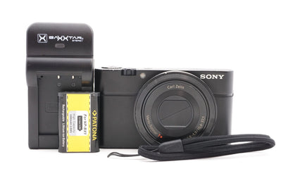 Sony DSC-RX100 Digitalkamera Kamera Kompaktkamera CyberShot Zoom  - Refurbished