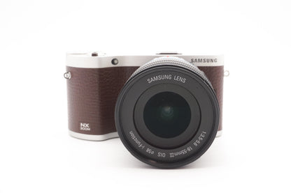 Samsung NX300 Digitalkamera + 18-55mm Kit Kamera Systemkamera DSLM | Refurbished