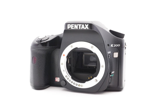 Pentax K200D Digitalkamera Body Spiegelreflex Kamera DSLR – Refurbished