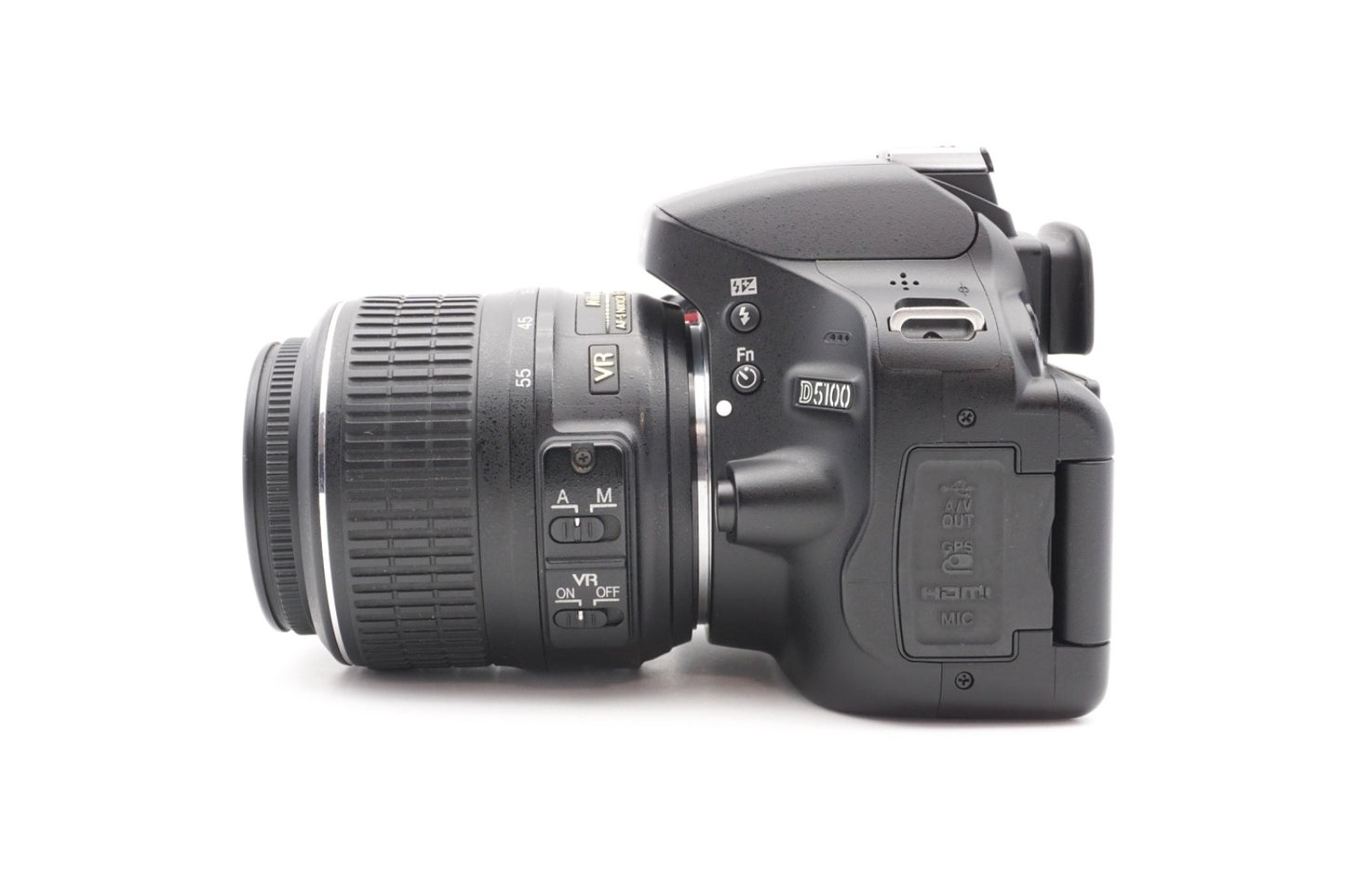 Nikon D5100 Digitalkamera + AF-S 18-55mm G VR Spiegelreflex Kamera – Refurbished