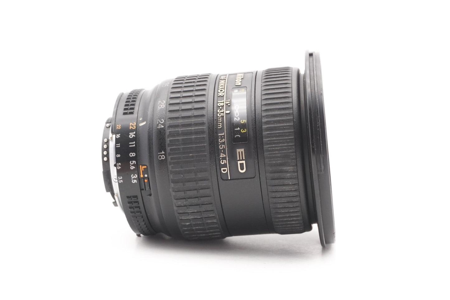 Nikon AF Nikkor 18-35mm 3.5-4.5 D ED Weitwinkel Vollformat F-Mount | Refurbished