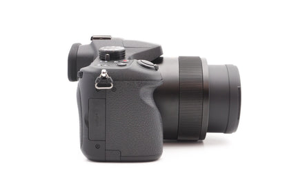 Panasonic Lumix DMC-FZ1000 Digitalkamera Bridgekamera Superzoom - Refurbished