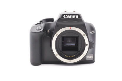 Canon EOS 1000D Digitalkamera Spiegelreflex Kamera DSLR EF-S 18-55mm II Objektiv