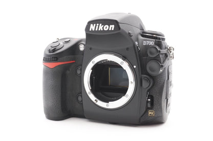 Nikon D700 Digitalkamera Spiegelreflex Vollformat DSLR Body – Refurbished