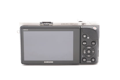 Samsung NX300 Body Digitalkamera Systemkamera DSLM spiegellos | Refurbished