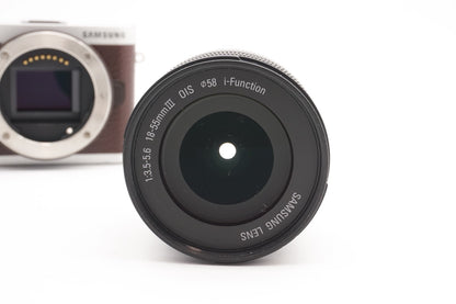 Samsung NX300 Digitalkamera + 18-55mm Kit Kamera Systemkamera DSLM | Refurbished