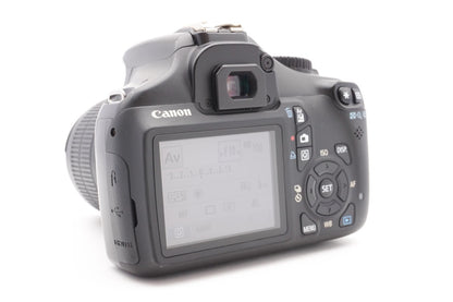 Canon EOS 1100D Digitalkamera Kamera DSLR + EF-S 18-55mm III Kit - Refurbished