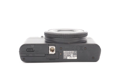 Sony DSC-RX100 Digitalkamera Kamera Kompaktkamera CyberShot Zoom  - Refurbished