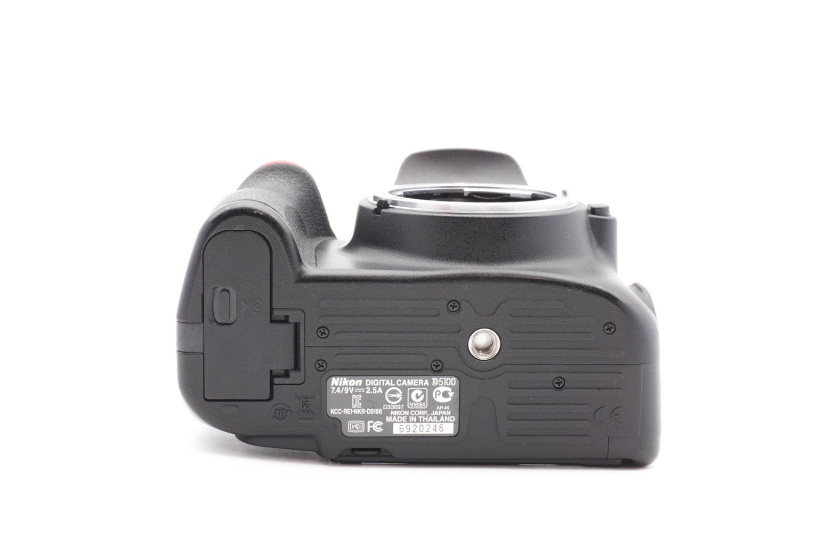 Nikon D5100 Digitalkamera + AF-S 18-55mm G VR Spiegelreflex Kamera – Refurbished