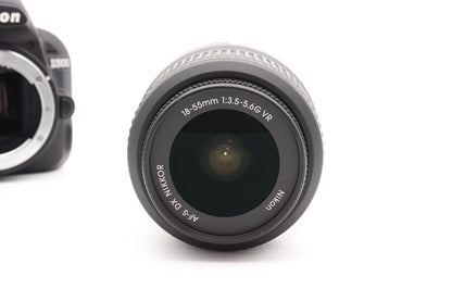 Nikon D3100 Digitalkamera Kamera DSLR + AF-S DX 18-55mm G VR Kit | Refurbished