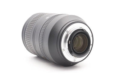 Nikon AF-S 28-300mm F3.5-5.6 G ED VR Tele Zoomobjektiv für Nikon F – Refurbished
