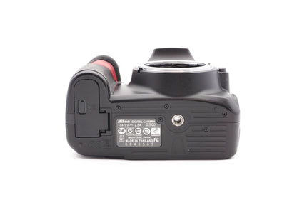 Nikon D3100 Digitalkamera Kamera DSLR + AF-S DX 18-55mm G VR Kit | Refurbished