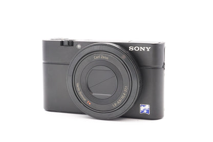 Sony DSC-RX100 Digitalkamera Kamera Kompaktkamera CyberShot Zoom  - Refurbished