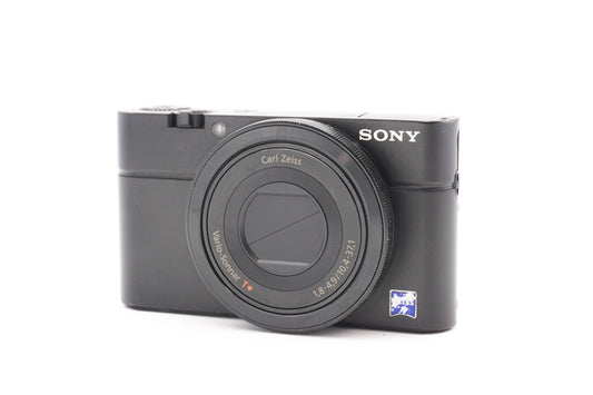 Sony DSC-RX100 Digitalkamera Kamera Kompaktkamera CyberShot Zoom  - Refurbished