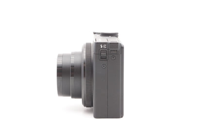 Nikon Coolpix P330 Digitalkamera Kamera Kompaktkamera 5x Zoom