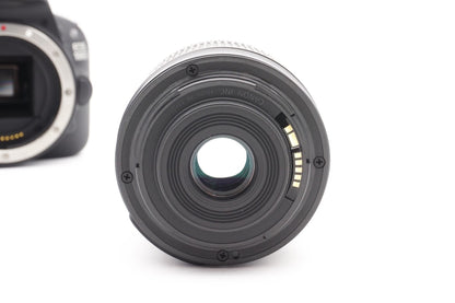 Canon EOS 100D Digitalkamera + EF-S 18-55mm IS STM Spiegelreflex – Refurbished